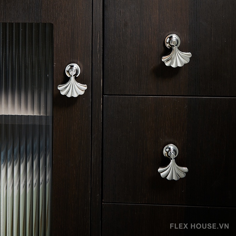 Tay nắm ngăn kéo đồng thau hình lá ngân hạnh PALO111 7 Tay nắm ngăn kéo đồng thau hình lá ngân hạnh PALO111 12