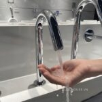 Vòi chậu lavabo cảm ứng đặt bàn TOTO TLE26007V