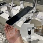 Vòi chậu lavabo để bàn cảm ứng TOTO TLE20006A