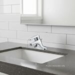 Vòi rửa mặt chậu lavabo 3 lỗ nóng lạnh Inax LFV-111S