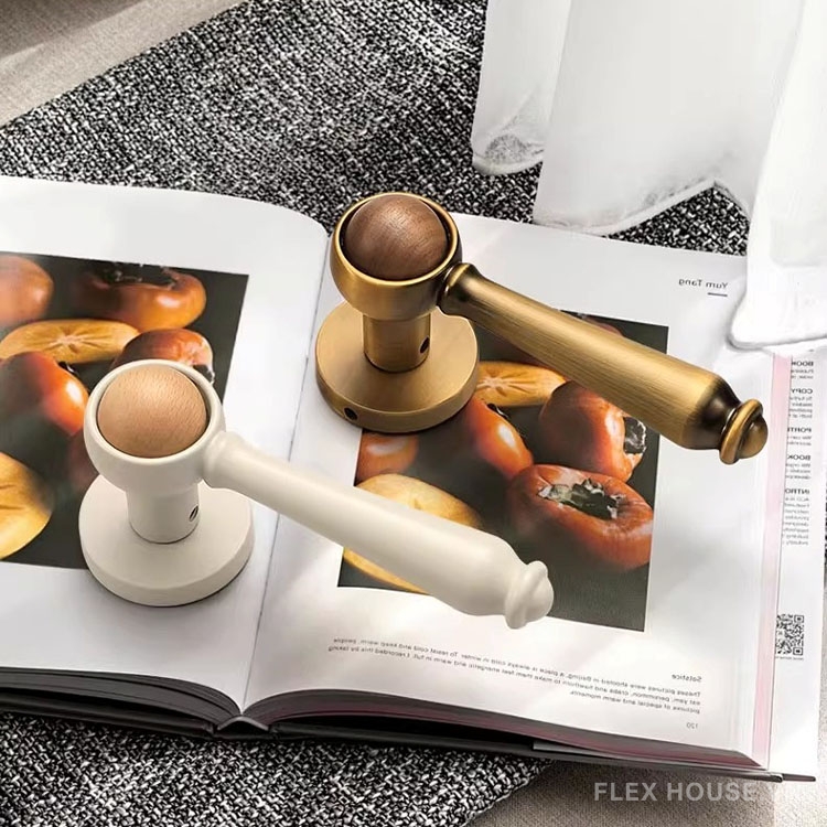 Khóa cửa tay gạt hợp kim kẽm phối bóng gỗ YJ8264 1 Khóa cửa tay gạt hợp kim kẽm phối bóng gỗ YJ8264 6