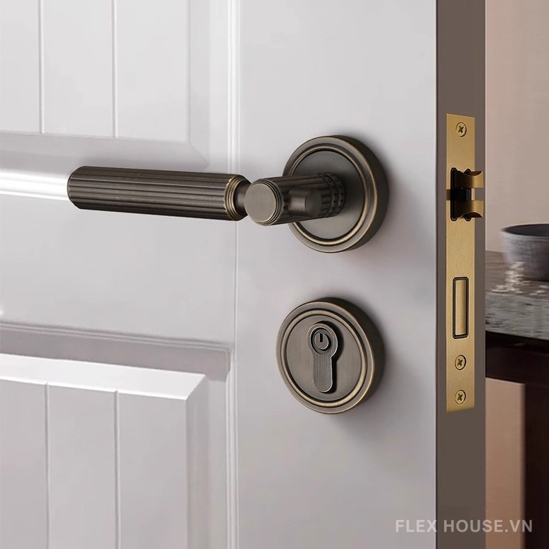 Khóa tay gạt đồng thau vân sọc Retro YJ1171 5 Khóa tay gạt đồng thau vân sọc Retro YJ1171 12