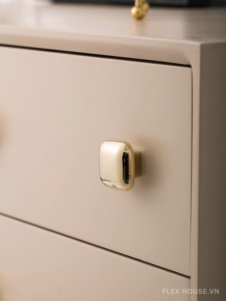 Núm tay nắm tủ đồng dáng vuông tối giản JYJ682 16