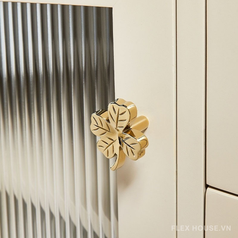 Núm tay nắm tủ đồng hình cỏ bốn lá PALO9407 6 Núm tay nắm tủ đồng hình cỏ bốn lá PALO9407 13