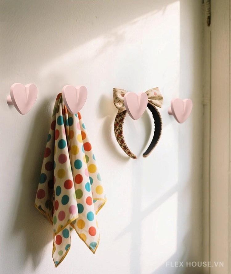 Núm tay nắm tủ hợp kim hình trái tim sắc màu VTR597 4 Núm tay nắm tủ hợp kim hình trái tim sắc màu VTR597 9