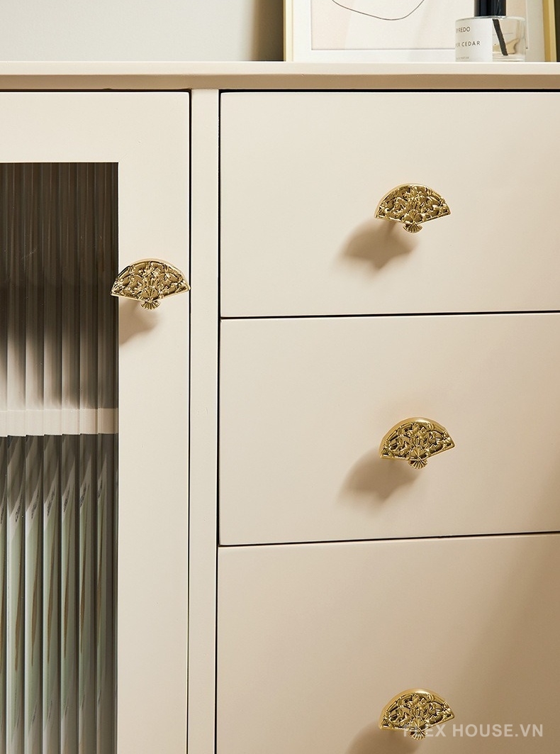 Tay nắm ngăn kéo hình cánh quạt bằng đồng PALO985 13 Tay nắm ngăn kéo hình cánh quạt bằng đồng PALO985 18