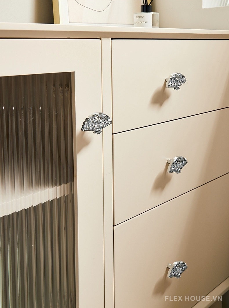 Tay nắm ngăn kéo hình cánh quạt bằng đồng PALO985 11 Tay nắm ngăn kéo hình cánh quạt bằng đồng PALO985 16