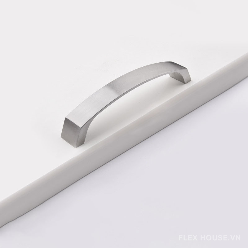 Tay nắm tủ hợp kim nhôm hiện đại tối giản KK8116 1 Tay nắm tủ hợp kim nhôm hiện đại tối giản KK8116 5