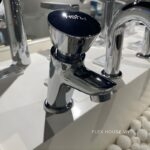 Vòi lavabo bán tự động nước lạnh TOTO DL102