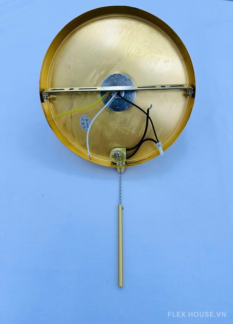 Đèn gắn tường bằng đồng trang trí khách sạn VK134