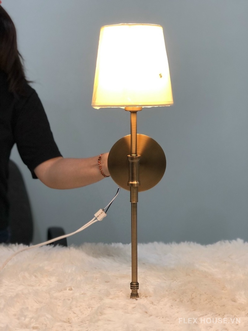 Đèn gắn tường trang trí khách sạn VDC01-DONG