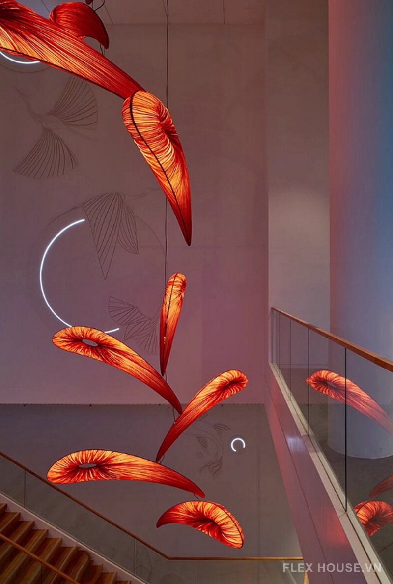 Đèn thả trần nghệ thuật lá lụa đỏ QM8254