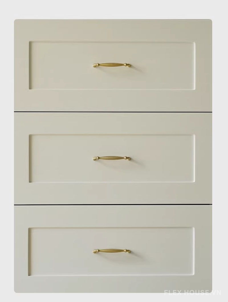 Tay nắm tủ đồng vàng phong cách châu Âu L3068 10 Tay nắm tủ đồng vàng phong cách châu Âu L3068 16