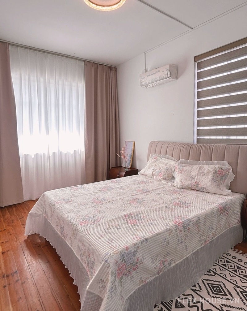 Thảm trang trí họa tiết Tribal đơn sắc mộc mạc XF8397