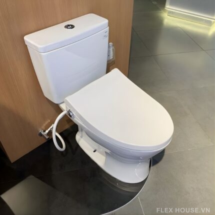Bồn cầu 2 khối nắp đóng êm TOTO CS735DE4