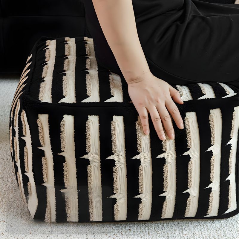 Ghế đôn trang trí họa tiết hình học tối giản HC9477 6 Ghế đôn trang trí họa tiết hình học tối giản HC9477 8