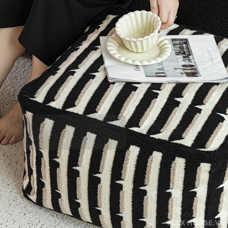 Ghế đôn trang trí họa tiết hình học tối giản HC9477 2 Ghế đôn trang trí họa tiết hình học tối giản HC9477 4