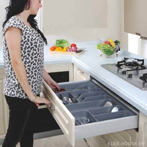 Hướng Dẫn Chọn Khay Chia Ngăn Kéo Theo Kích Thước Tủ Bếp
