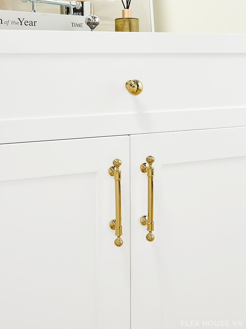 Tay nắm kệ tủ đồng thau kiểu Âu PALO8004 5 Tay nắm kệ tủ đồng thau kiểu Âu PALO8004 8