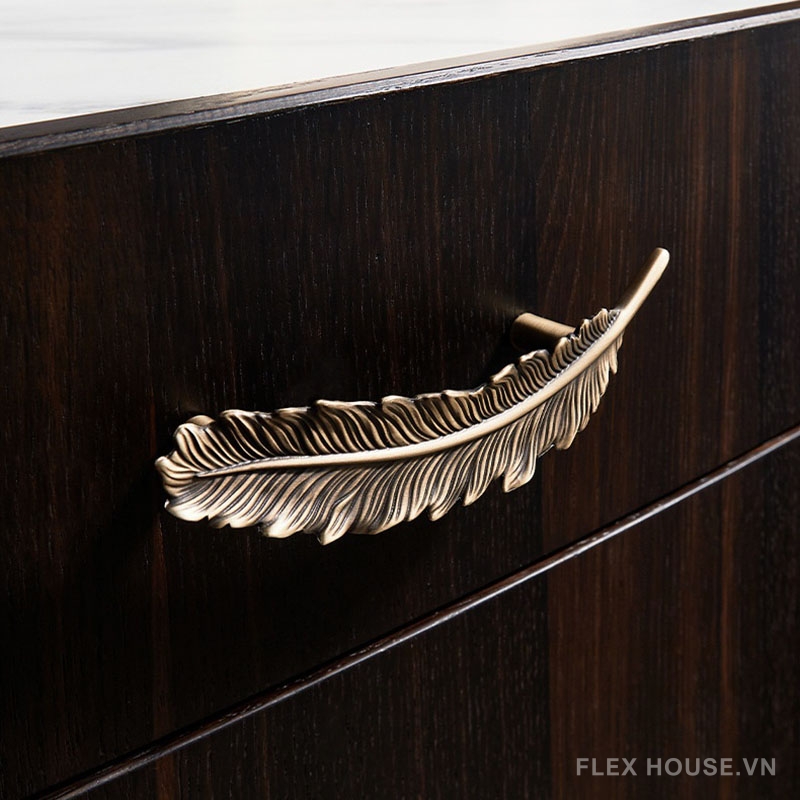 Tay nắm ngăn kéo tủ bằng đồng dáng lông vũ PALO2807 5 Tay nắm ngăn kéo tủ bằng đồng dáng lông vũ PALO2807 10