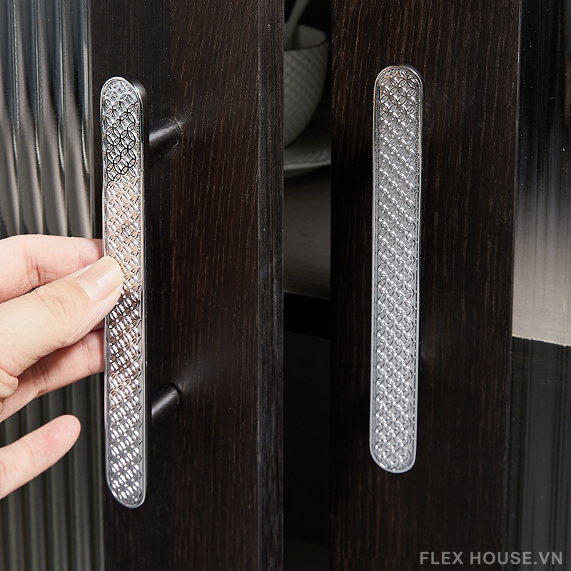 Tay nắm tủ đồng Á Đông màu bạc cao cấp PALO1375 5 Tay nắm tủ đồng Á Đông màu bạc cao cấp PALO1375 10