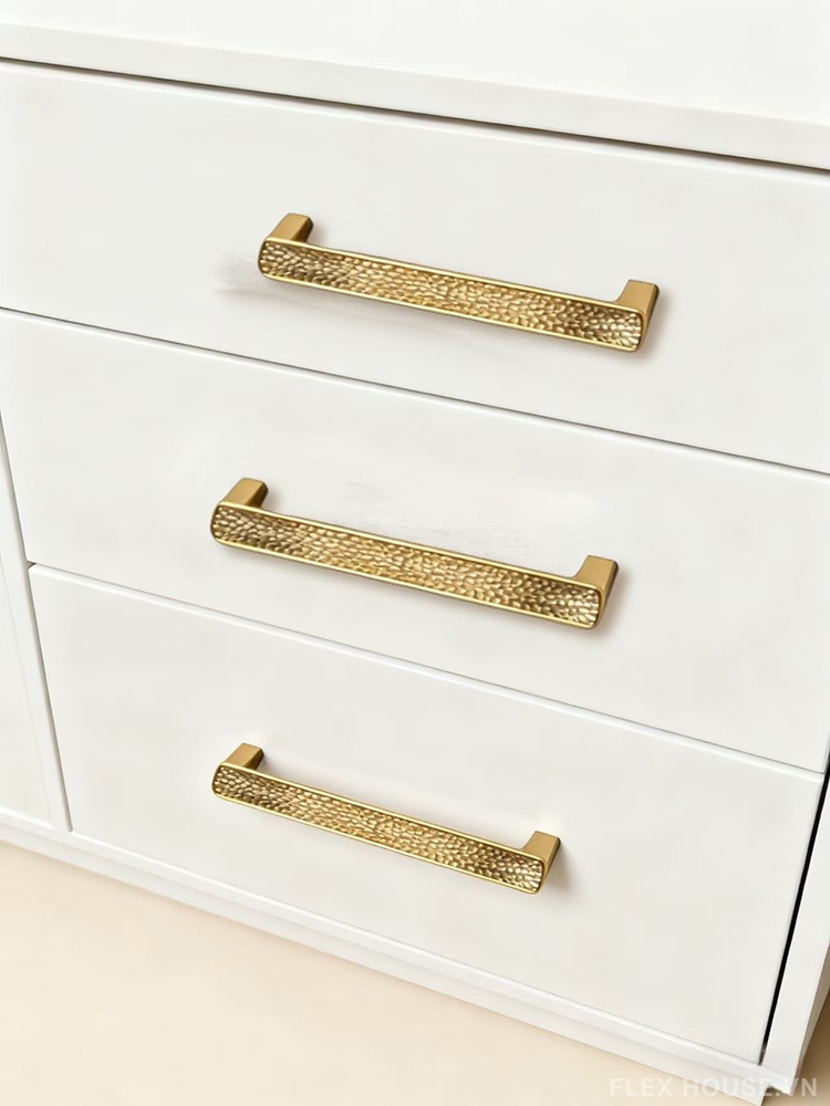 Tay nắm tủ hợp kim họa tiết dập nổi JC15 9 Tay nắm tủ hợp kim họa tiết dập nổi JC15 15