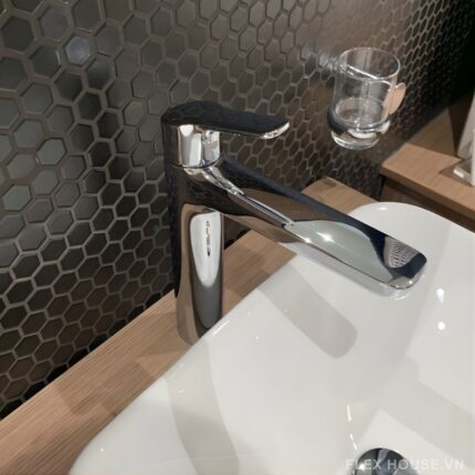 Vòi lavabo gật gù nóng lạnh GS TOTO TLG03303V