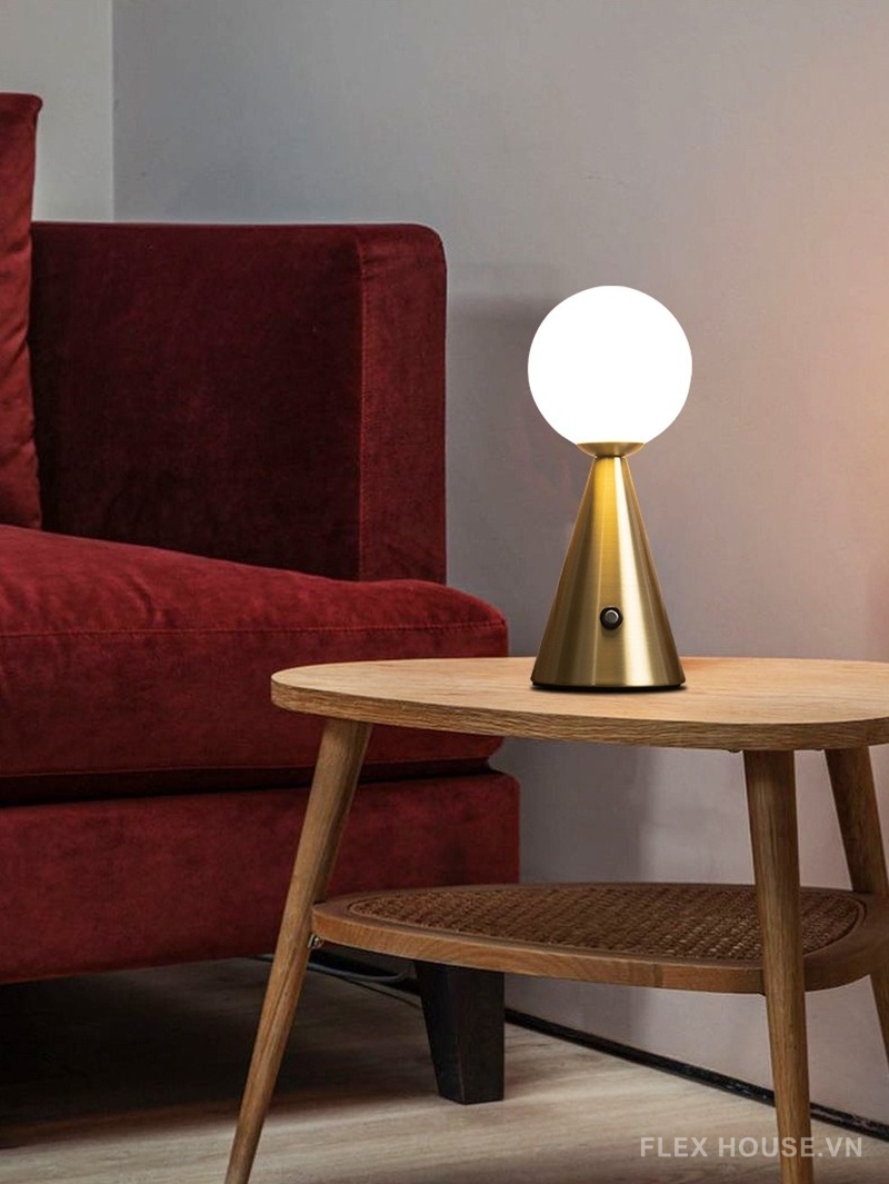 Đèn bàn phòng ngủ phong cách hậu hiện đại ZCG1124