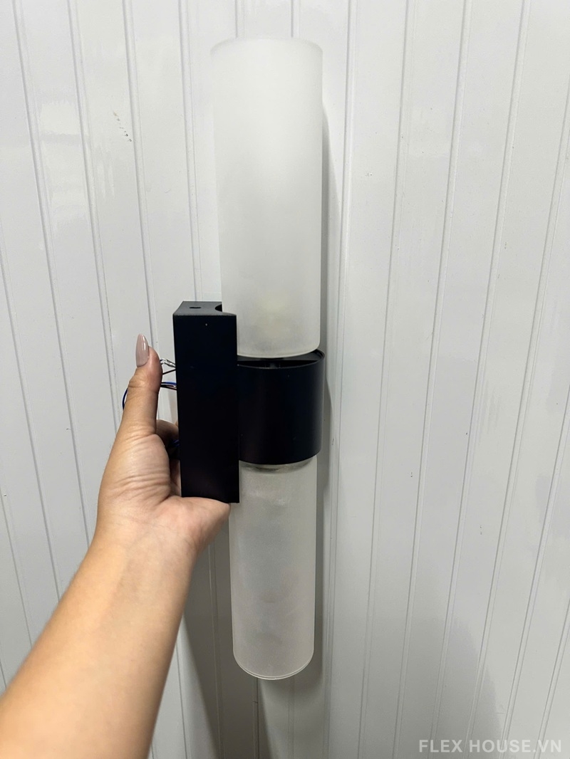 Đèn gắn tường thân đồng hai đầu đối xứng VK106 6 Đèn gắn tường thân đồng hai đầu đối xứng VK106