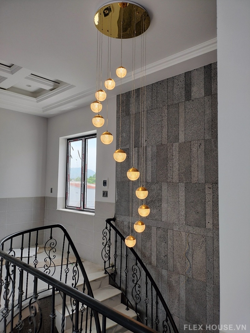 Đèn thả thông tầng cầu thang khách sạn THD0379T12 4 Đèn thả thông tầng cầu thang khách sạn THD0379T12