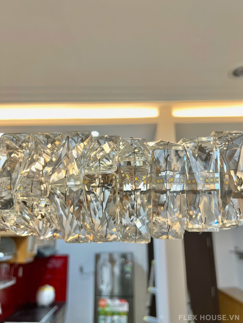 Đèn thả trần pha lê decor bàn ăn hiện đại TPL12N1200 8 Đèn thả trần pha lê decor bàn ăn hiện đại TPL12N1200