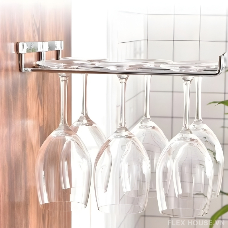 Giá Treo Ly Rượu Vang: Giải Pháp Lưu Trữ Tinh Tế Cho Quầy Bar Gia Đình 19 Giá Treo Ly Rượu Vang: Giải Pháp Lưu Trữ Tinh Tế Cho Quầy Bar Gia Đình 6