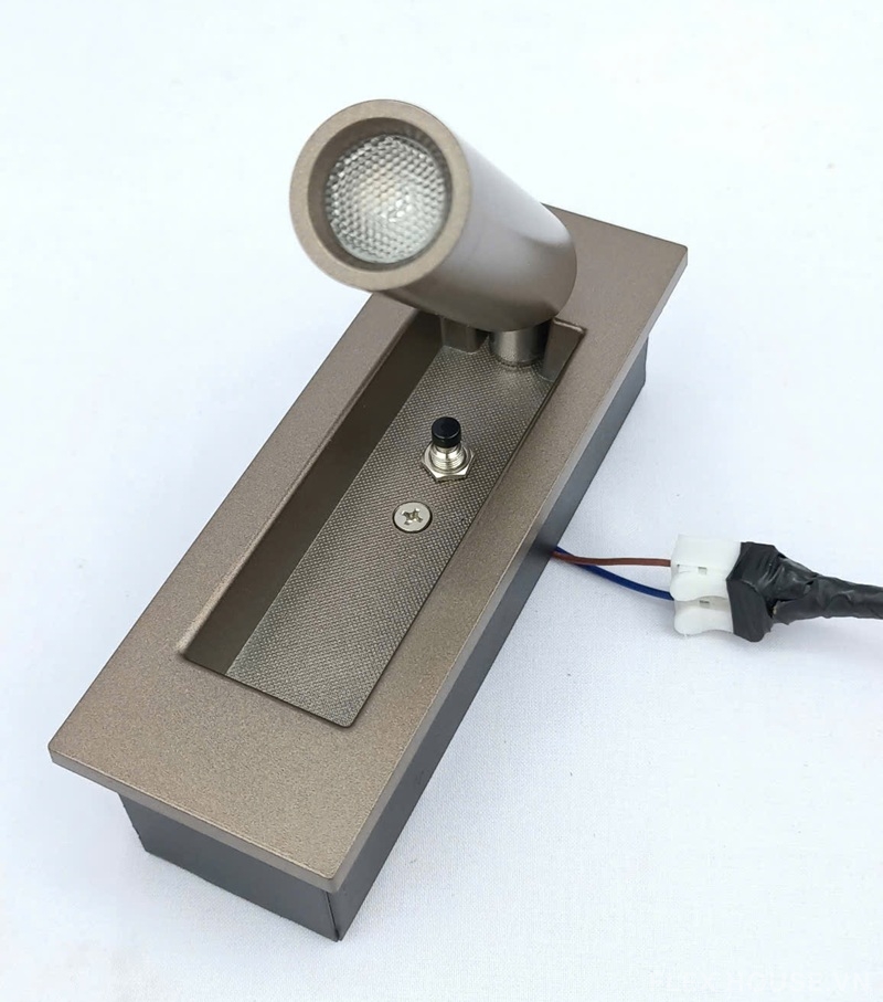 Đèn tường rọi gương âm vách điều chỉnh góc chiếu VRT24 7 Đèn tường rọi gương âm vách điều chỉnh góc chiếu VRT24