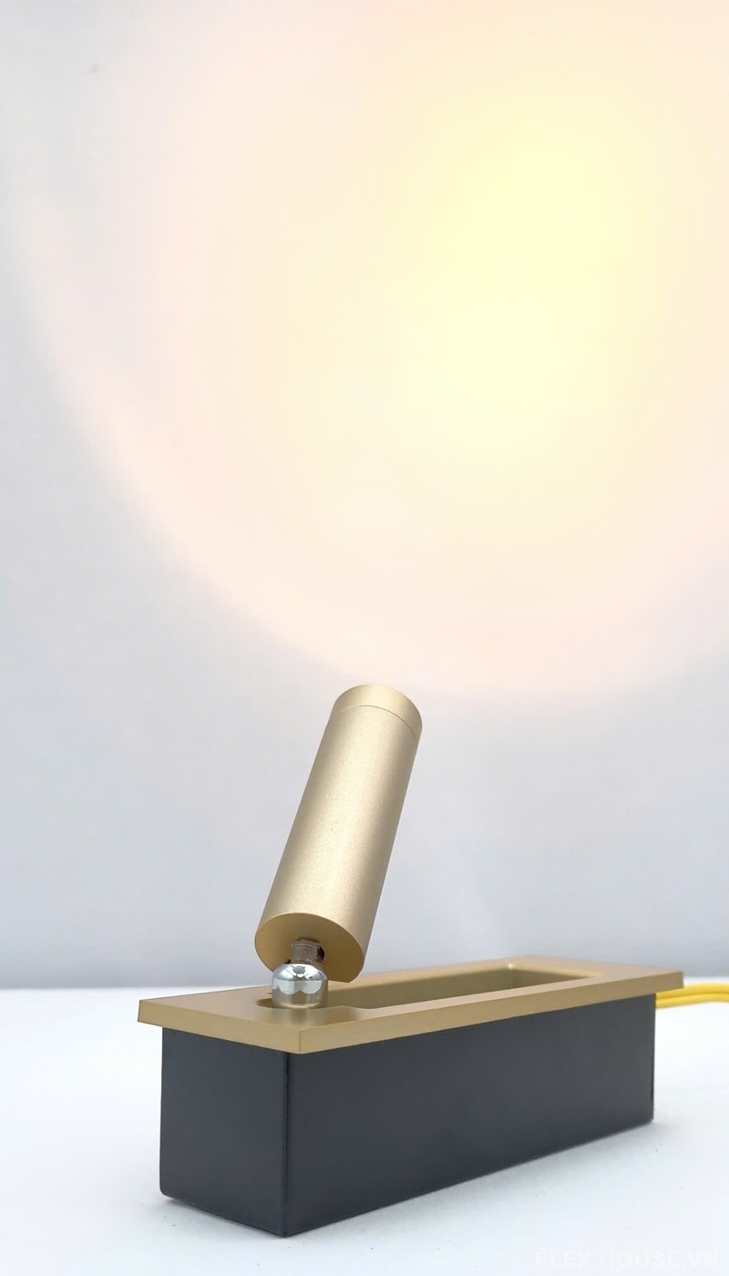 Đèn tường rọi gương âm vách điều chỉnh góc chiếu VRT24 5 Đèn tường rọi gương âm vách điều chỉnh góc chiếu VRT24