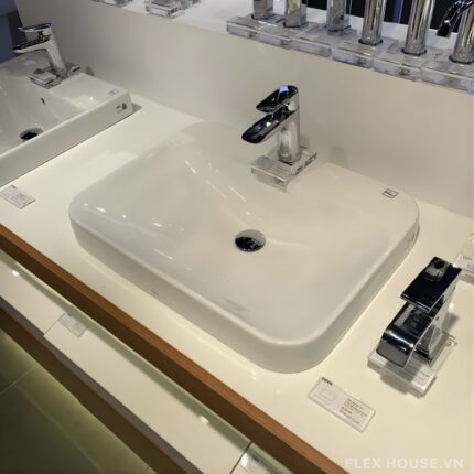 Chậu lavabo dáng chữ nhật cao cấp đặt bàn TOTO LT5616C