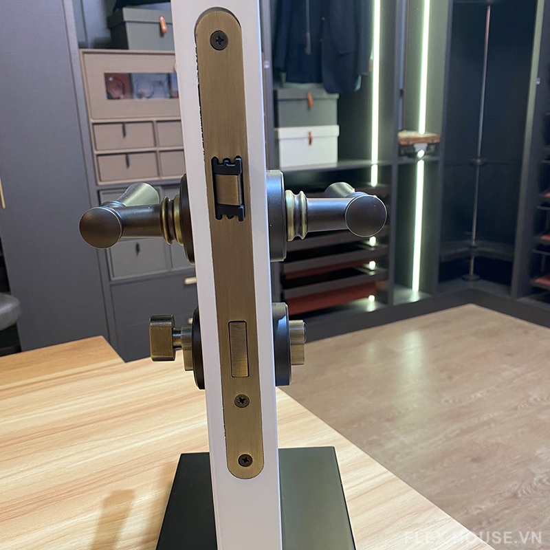Khoá cửa phòng hợp kim kẽm kiểu Pháp Taura C82Z50 9 Khoá cửa phòng hợp kim kẽm kiểu Pháp Taura C82Z50 14