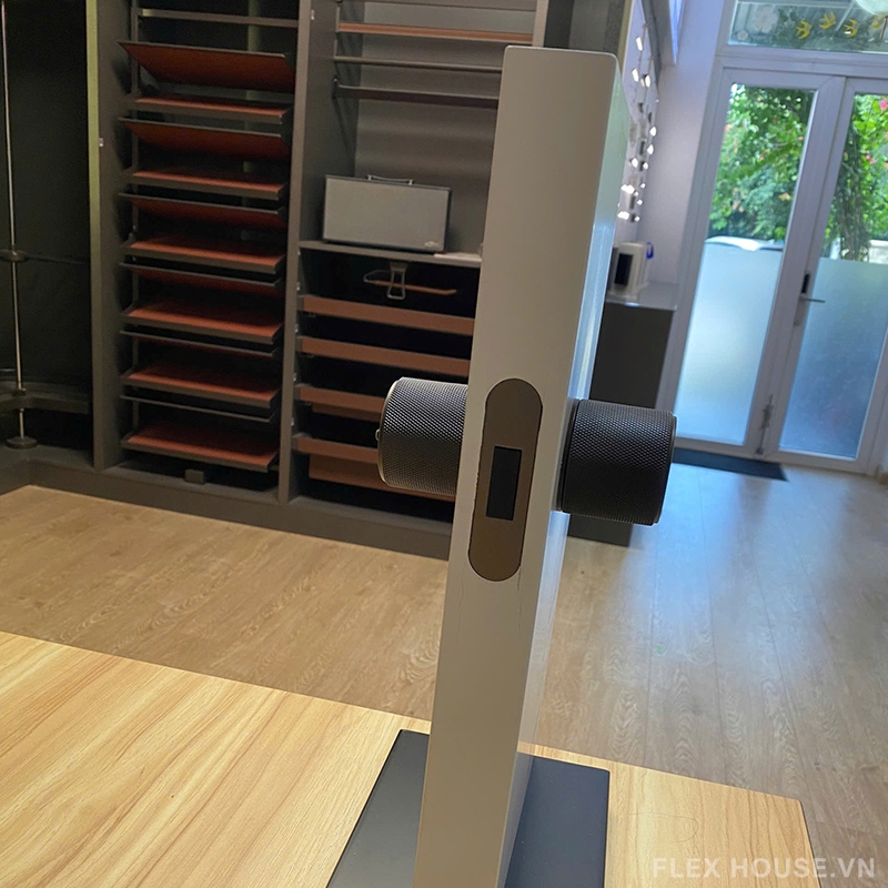 Khóa cửa tay nắm tròn hợp kim kẽm Taura Z8-269X 16 Khóa cửa tay nắm tròn hợp kim kẽm Taura Z8-269X 22