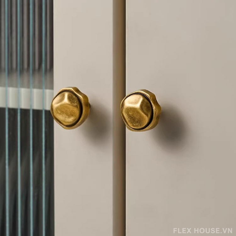 Núm tay nắm tủ đồng Retro tạo hình nghệ thuật LT1531 10 Núm tay nắm tủ đồng Retro tạo hình nghệ thuật LT1531 15