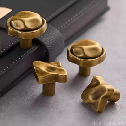 Núm tay nắm tủ đồng Retro tạo hình nghệ thuật LT1531