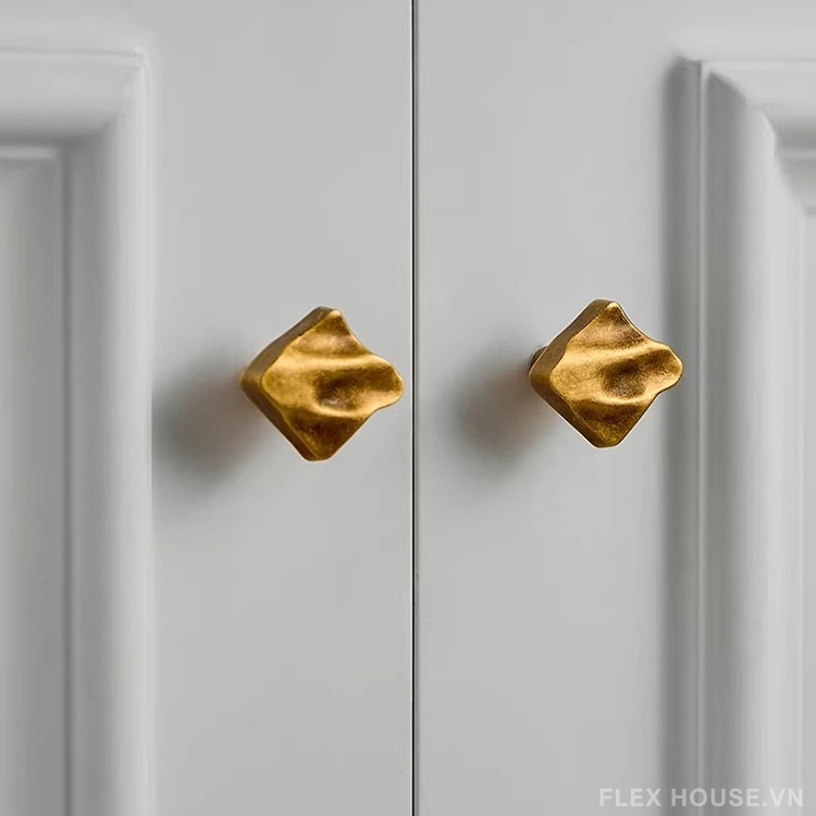 Núm tay nắm tủ đồng Retro tạo hình nghệ thuật LT1531 7 Núm tay nắm tủ đồng Retro tạo hình nghệ thuật LT1531 12