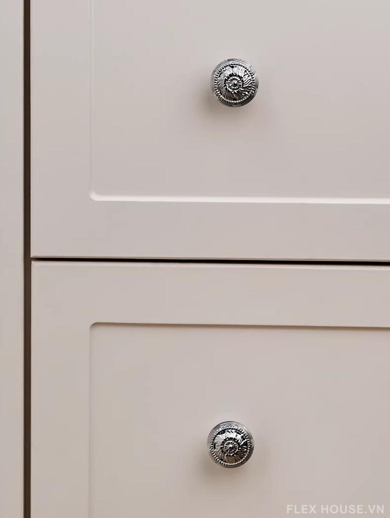 Núm tay nắm tủ đồng hoa văn Sunflower LT7160 11 Núm tay nắm tủ đồng hoa văn Sunflower LT7160 16