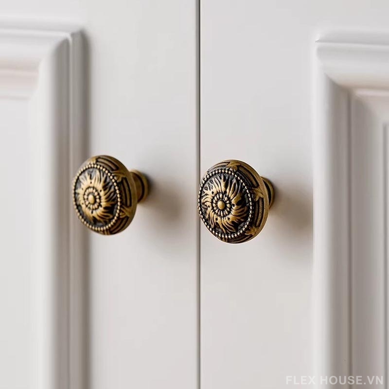 Núm tay nắm tủ đồng hoa văn cổ điển Sunflower LT555 14 Núm tay nắm tủ đồng hoa văn cổ điển Sunflower LT555 20