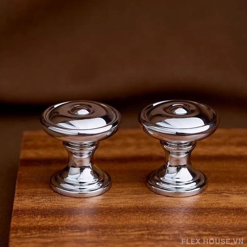 Núm tay nắm tủ đồng màu bạc sang trọng LT9044 3 Núm tay nắm tủ đồng màu bạc sang trọng LT9044 9