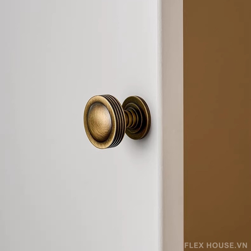 Núm tay nắm tủ đồng tròn Classic LT7171 11 Núm tay nắm tủ đồng tròn Classic LT7171 18