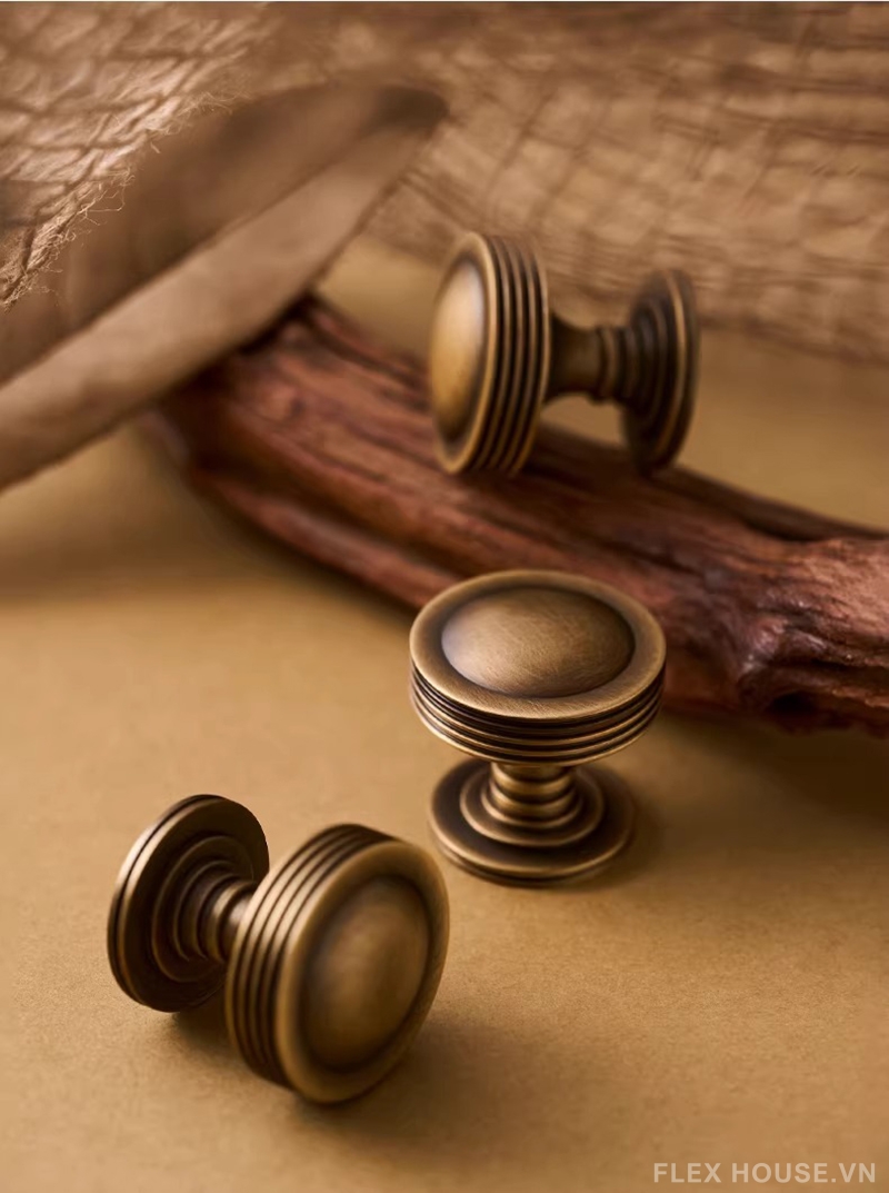 Núm tay nắm tủ đồng tròn Classic LT7171 8 Núm tay nắm tủ đồng tròn Classic LT7171 15