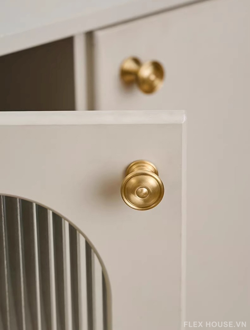 Núm tay nắm tủ đồng tròn phong cách Âu Retro LT5917 8 Núm tay nắm tủ đồng tròn phong cách Âu Retro LT5917 13