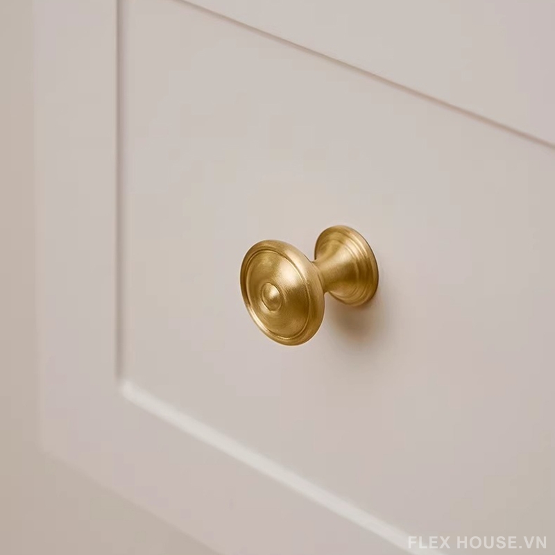 Núm tay nắm tủ đồng tròn phong cách Âu Retro LT5917 7 Núm tay nắm tủ đồng tròn phong cách Âu Retro LT5917 12