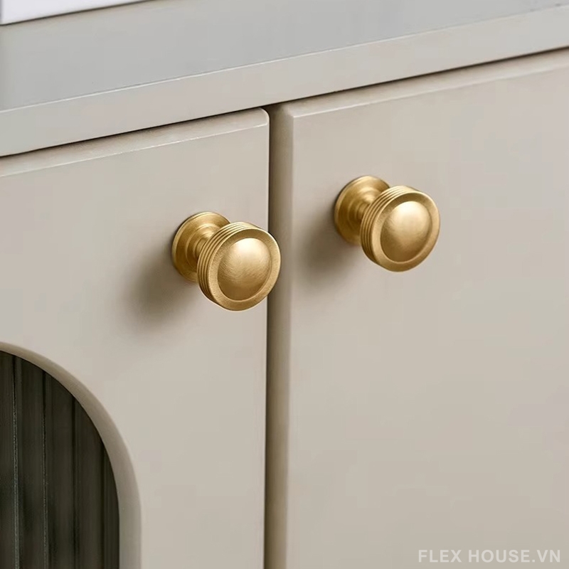 Núm tay nắm tủ đồng tròn phong cách châu Âu LT495 7 Núm tay nắm tủ đồng tròn phong cách châu Âu LT495 12