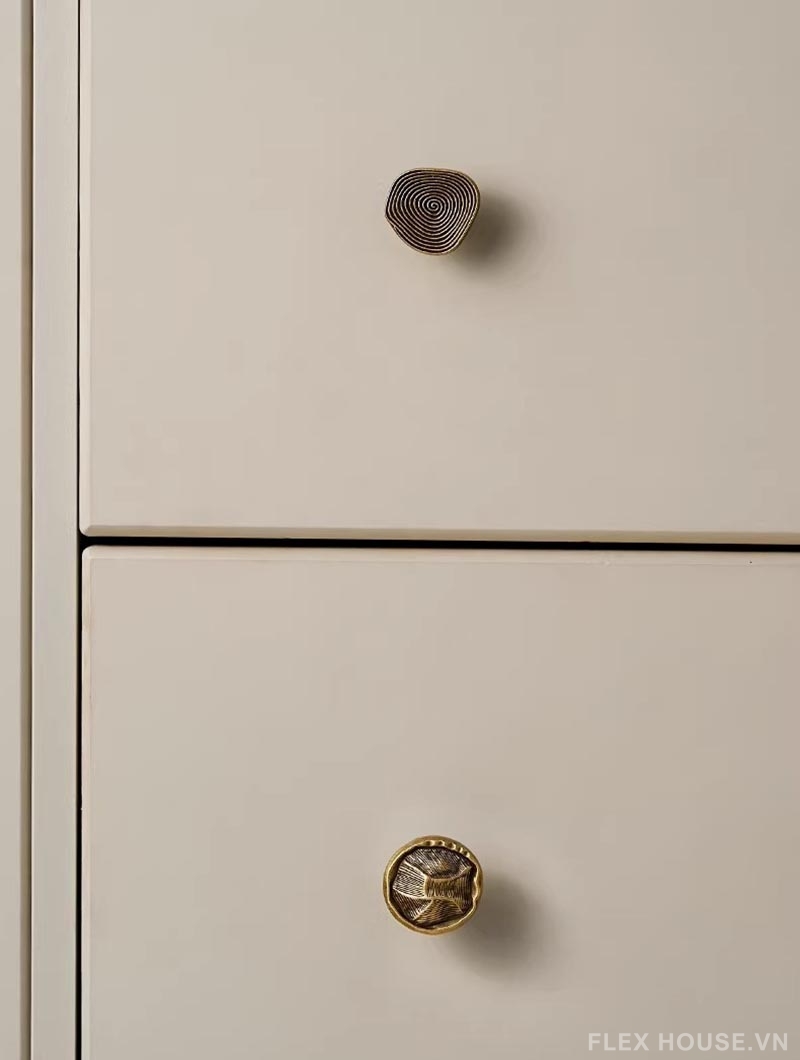 Núm tay nắm tủ đồng vân xoắn Retro LT784 14 Núm tay nắm tủ đồng vân xoắn Retro LT784 18