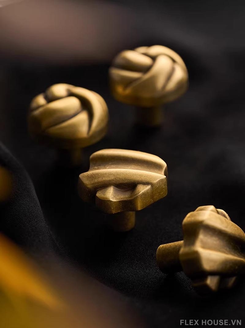 Núm tay nắm tủ đồng xoắn Retro Knot LT8309 5 Núm tay nắm tủ đồng xoắn Retro Knot LT8309 10